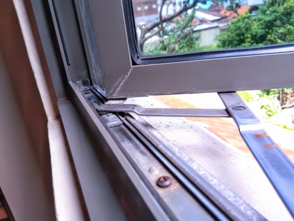 Cost of Hinged Window Replacement in Grove City